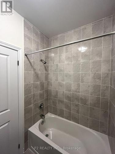 43 Griffith Street, Aurora, ON - Indoor Photo Showing Bathroom