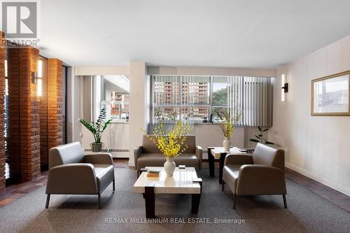 707 - 151 La Rose Avenue, Toronto, ON - Indoor Photo Showing Living Room