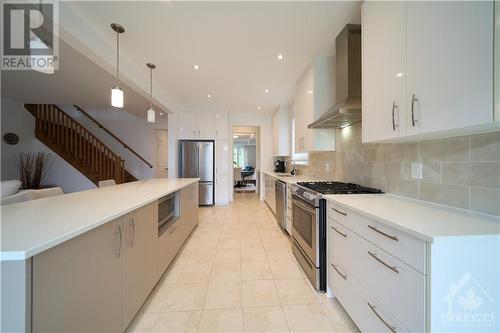 258 Mount Nebo Way, Ottawa, ON - Indoor Photo Showing Kitchen With Upgraded Kitchen