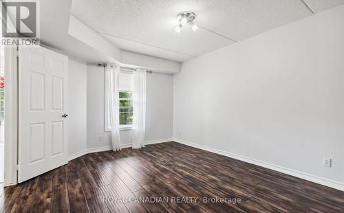 211 - 2055 Appleby Line, Burlington, ON - Indoor Photo Showing Other Room