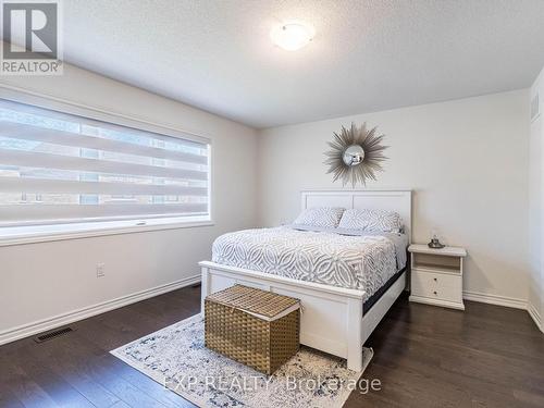 328 Thimbleweed Court, Milton, ON - Indoor Photo Showing Bedroom