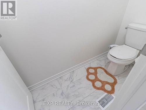 328 Thimbleweed Court, Milton, ON - Indoor Photo Showing Bathroom