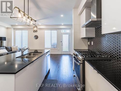 328 Thimbleweed Court, Milton, ON - Indoor Photo Showing Kitchen With Double Sink