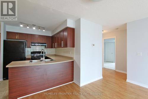 808 - 5508 Yonge Street, Toronto, ON - Indoor Photo Showing Kitchen With Double Sink