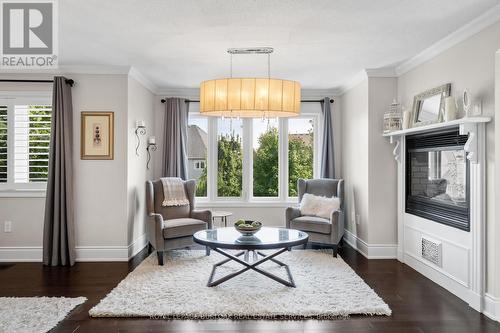 4206 Sarazen Drive, Burlington, ON - Indoor Photo Showing Living Room