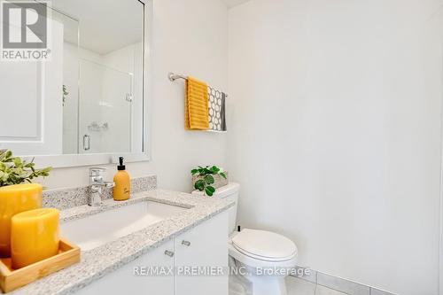 3014 - 35 Watergarden Drive, Mississauga, ON - Indoor Photo Showing Bathroom