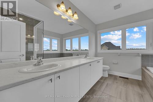 160 Union Boulevard, Wasaga Beach, ON - Indoor Photo Showing Bathroom