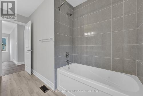 160 Union Boulevard, Wasaga Beach, ON - Indoor Photo Showing Bathroom