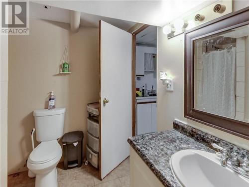 906 Goodview Drive, Sudbury, ON - Indoor Photo Showing Bathroom