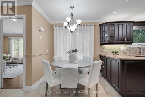 43 Camden Place, London, ON - Indoor Photo Showing Dining Room