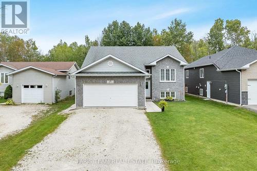 27 Marilyn Avenue S, Wasaga Beach, ON - Outdoor With Facade