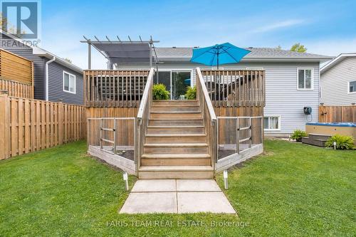 27 Marilyn Avenue S, Wasaga Beach, ON - Outdoor With Exterior