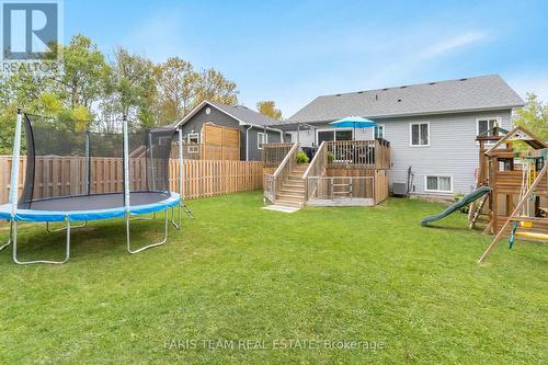 27 Marilyn Avenue S, Wasaga Beach, ON - Outdoor With Backyard