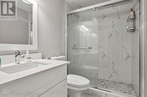 2 - 59 Kenninghall Boulevard, Mississauga, ON - Indoor Photo Showing Bathroom