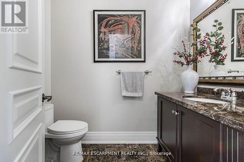 729 Queensway W, Mississauga, ON - Indoor Photo Showing Bathroom