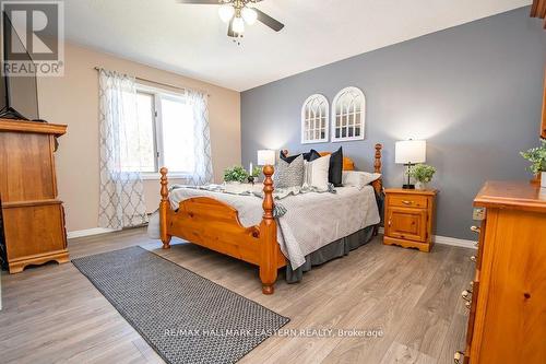 5 Cedar Tree Lane, Kawartha Lakes (Bobcaygeon), ON - Indoor Photo Showing Bedroom