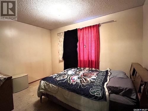 53 Mcgee Crescent, Saskatoon, SK - Indoor Photo Showing Bedroom