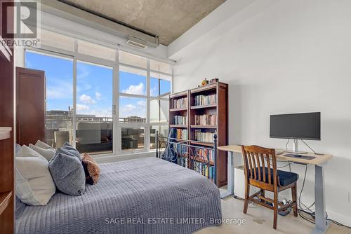 Ph1103 - 23 Brant Street, Toronto, ON - Indoor Photo Showing Bedroom