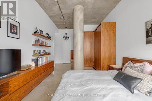 Ph1103 - 23 Brant Street, Toronto, ON - Indoor Photo Showing Bedroom