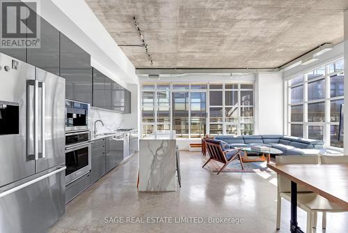 Ph1103 - 23 Brant Street, Toronto, ON - Indoor Photo Showing Kitchen With Upgraded Kitchen