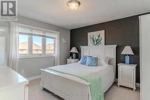 82 Nathan Crescent, Barrie, ON - Indoor Photo Showing Bedroom