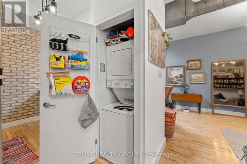 203 - 99 Chandos Avenue, Toronto, ON - Indoor Photo Showing Laundry Room