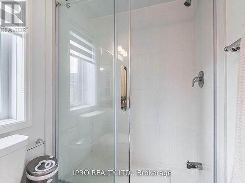 1406 Lobelia Crescent, Milton, ON - Indoor Photo Showing Bathroom