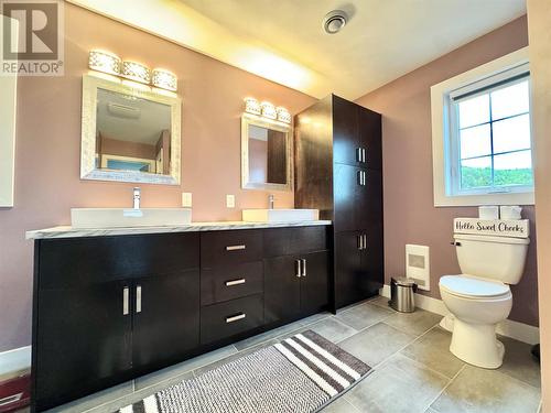 11 Old Briton Crescent, Lewisporte, NL - Indoor Photo Showing Bathroom