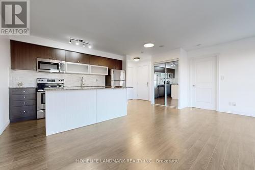 3609 - 2015 Sheppard Avenue E, Toronto, ON - Indoor Photo Showing Kitchen