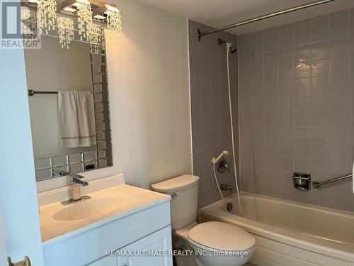 1410 - 3233 Eglinton Avenue E, Toronto, ON - Indoor Photo Showing Bathroom