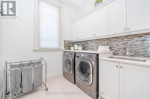 28 Ellerby Square N, Vaughan, ON - Indoor Photo Showing Laundry Room