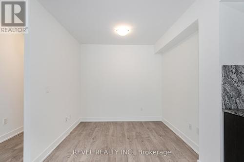 725 - 9 Mabelle Avenue, Toronto, ON - Indoor Photo Showing Other Room