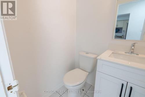 7 Dino Court, Brampton, ON - Indoor Photo Showing Bathroom