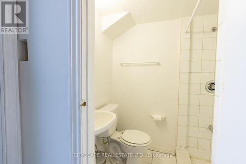 7 Dino Court, Brampton, ON - Indoor Photo Showing Bathroom