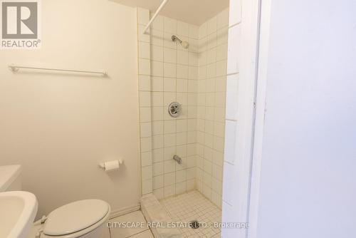 7 Dino Court, Brampton, ON - Indoor Photo Showing Bathroom