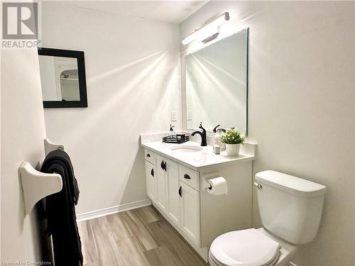 214 Red Clover Court, Kitchener, ON - Indoor Photo Showing Bathroom