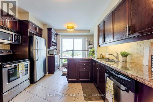 1618 - 2111 Lake Shore Boulevard W, Toronto, ON - Indoor Photo Showing Kitchen With Double Sink