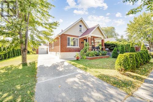 2307 Fraser Avenue, Windsor, ON - Outdoor