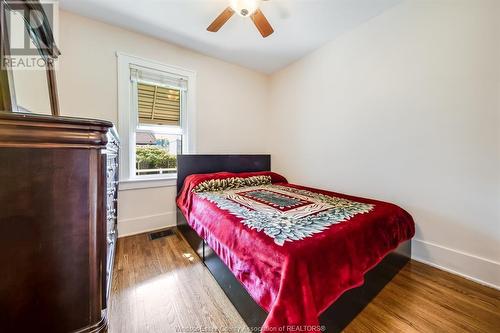 2307 Fraser Avenue, Windsor, ON - Indoor Photo Showing Bedroom