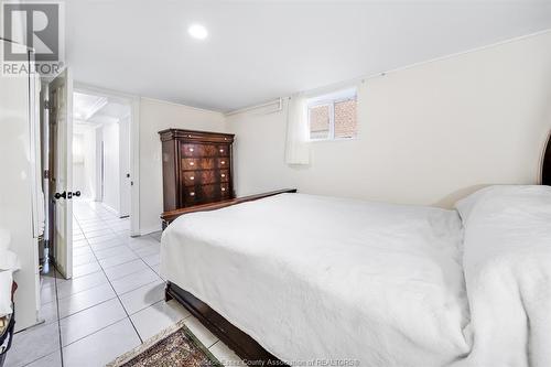 2307 Fraser Avenue, Windsor, ON - Indoor Photo Showing Bedroom