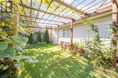 2307 Fraser Avenue, Windsor, ON - Outdoor