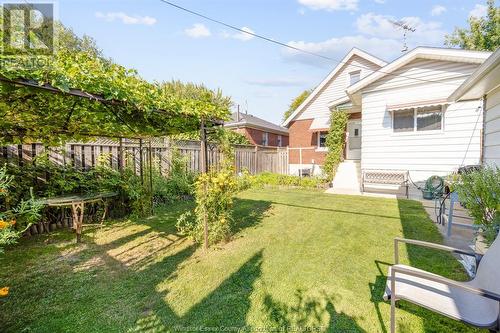 2307 Fraser Avenue, Windsor, ON - Outdoor