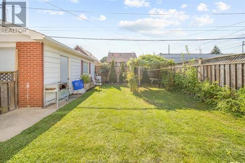 2307 Fraser Avenue, Windsor, ON - Outdoor