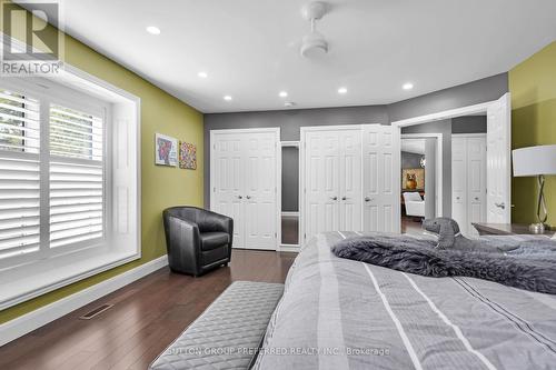 20 Knights Bridge Road, London, ON - Indoor Photo Showing Bedroom