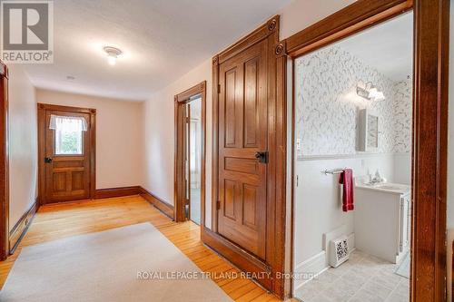 Upstairs Bath and Hallway - 29566 Celtic Line, Dutton/Dunwich, ON 