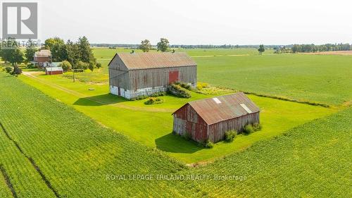 Bank barn and driveshed - 29566 Celtic Line, Dutton/Dunwich, ON 