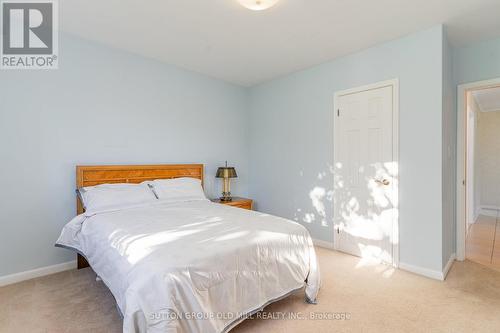 18 Bankfield Drive, Toronto, ON - Indoor Photo Showing Bedroom