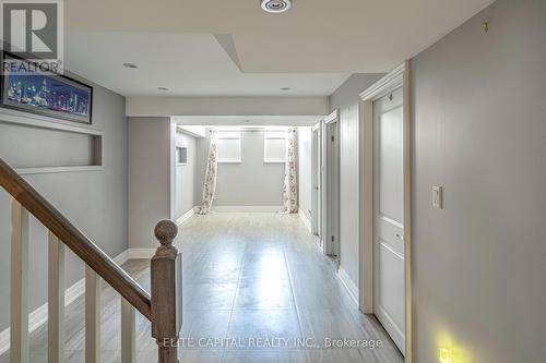 170 Dariole Drive, Richmond Hill, ON - Indoor Photo Showing Other Room