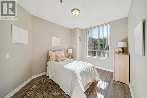 2115 - 100 Burloak Drive, Burlington, ON - Indoor Photo Showing Bedroom