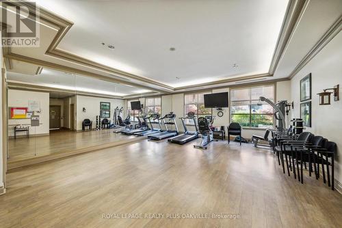 2115 - 100 Burloak Drive, Burlington, ON - Indoor Photo Showing Gym Room